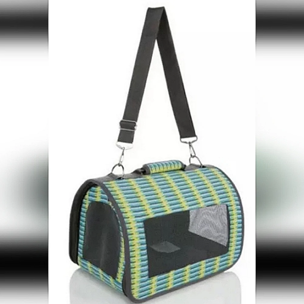 All Living Things Small Pet Traveler